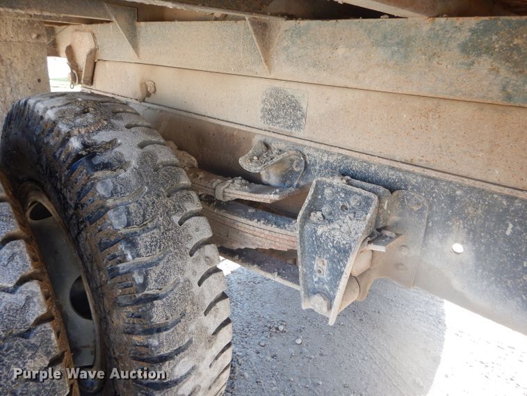 image for item DF3136 1984 Chevrolet 70 dump truck