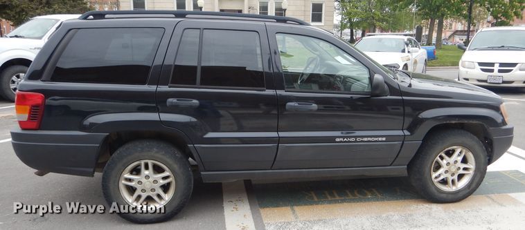 image for item DF3164 2004 Jeep Grand Cherokee Laredo  SUV