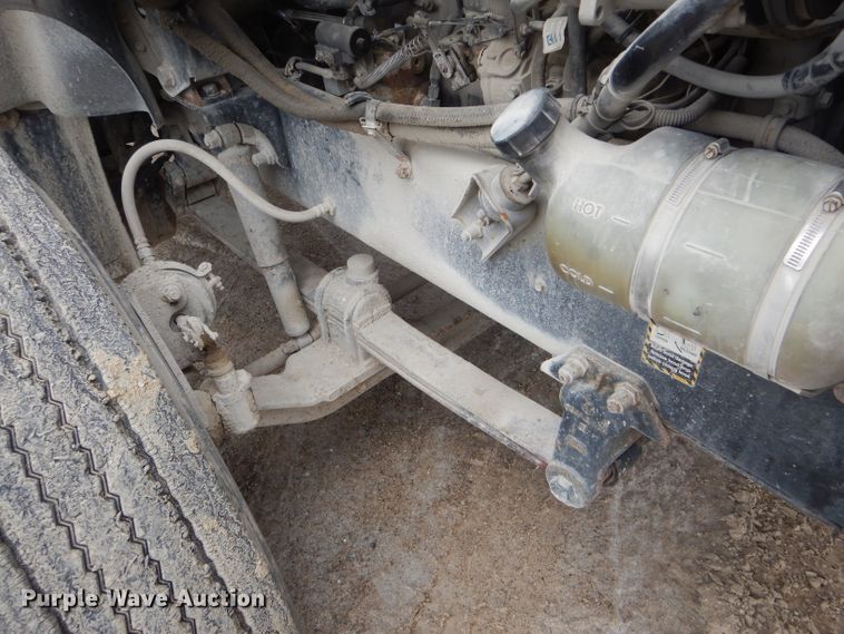 image for item DF3166 1991 Mack CH613  semi truck