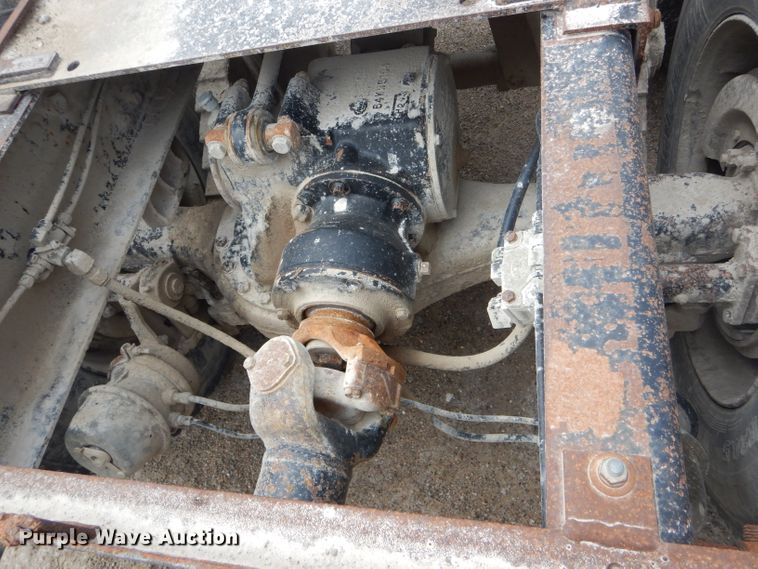 image for item DF3166 1991 Mack CH613  semi truck