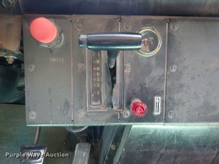 image for item DG3168 1995 GMC B7 school bus