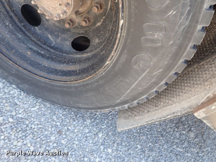 image for item DG3168 1995 GMC B7 school bus