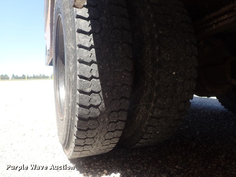 image for item DG3168 1995 GMC B7 school bus