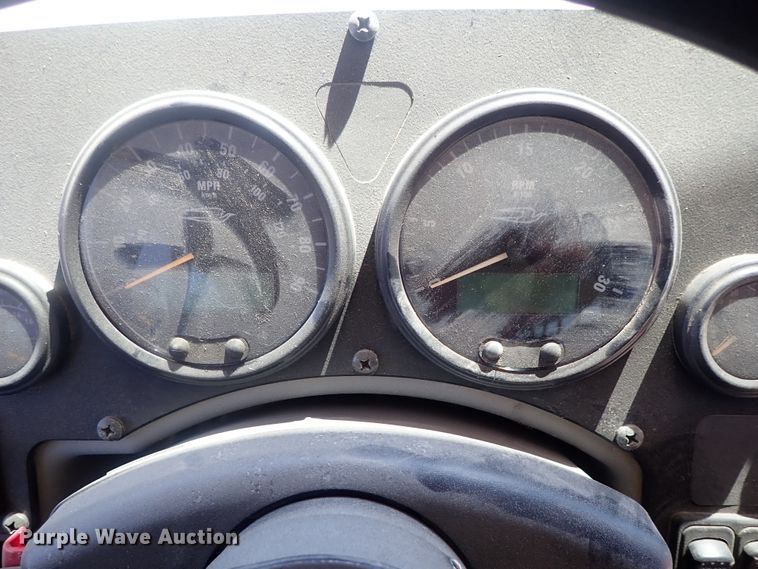 image for item DG3170 2004 Blue Bird Vision school bus