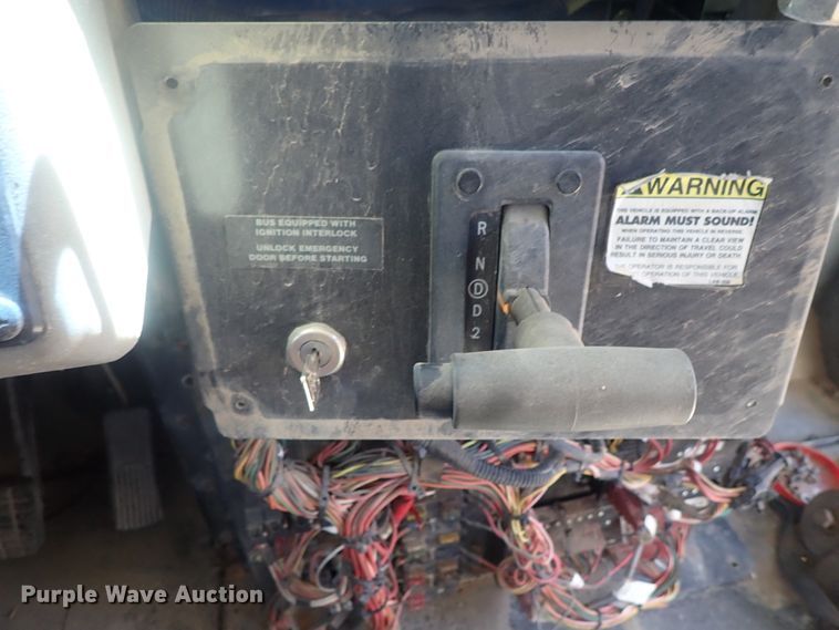 image for item DG3170 2004 Blue Bird Vision school bus