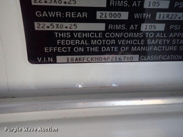 image for item DG3170 2004 Blue Bird Vision school bus