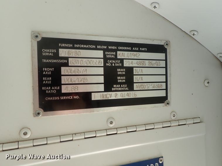 image for item DG3170 2004 Blue Bird Vision school bus