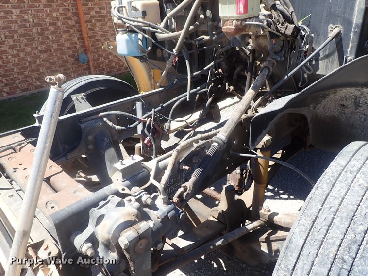 image for item DG3170 2004 Blue Bird Vision school bus