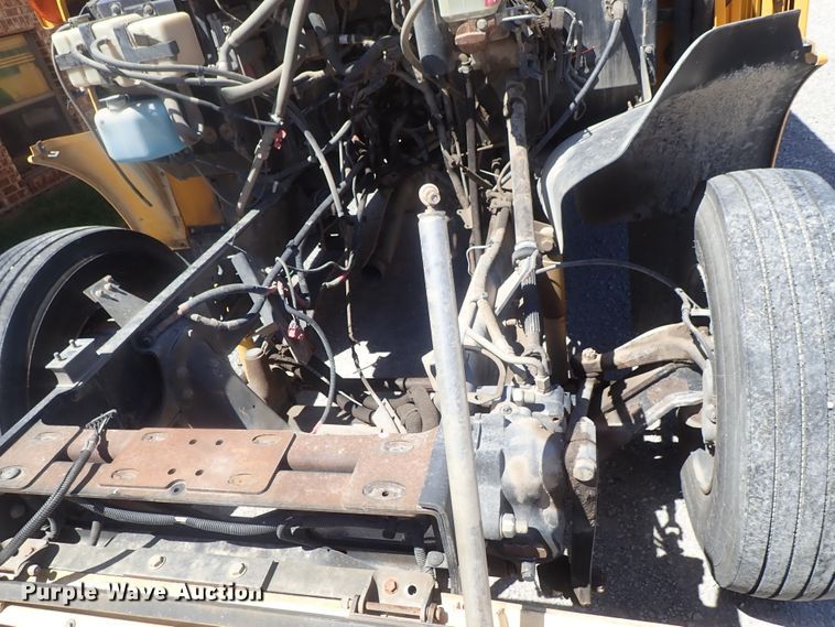 image for item DG3170 2004 Blue Bird Vision school bus