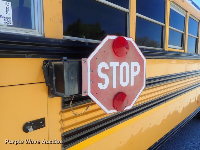 image for item DG3170 2004 Blue Bird Vision school bus