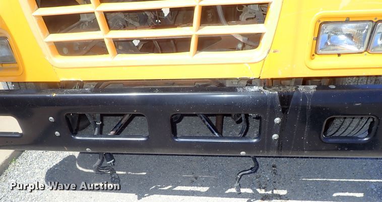 image for item DG3170 2004 Blue Bird Vision school bus