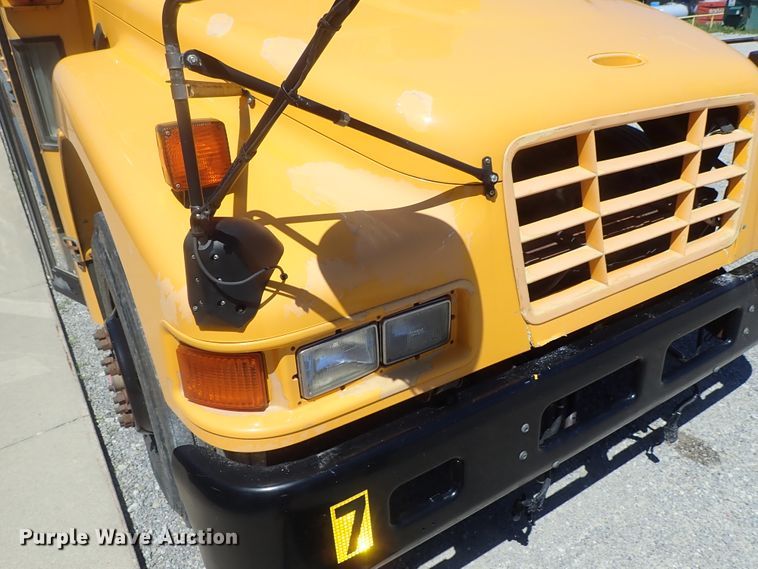 image for item DG3170 2004 Blue Bird Vision school bus