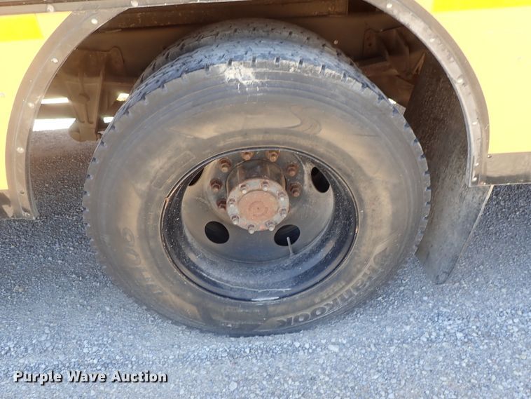 image for item DG3170 2004 Blue Bird Vision school bus