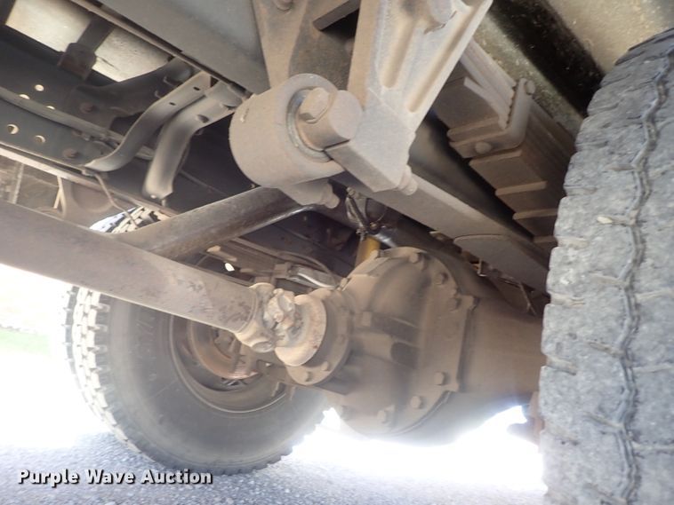 image for item DG3170 2004 Blue Bird Vision school bus