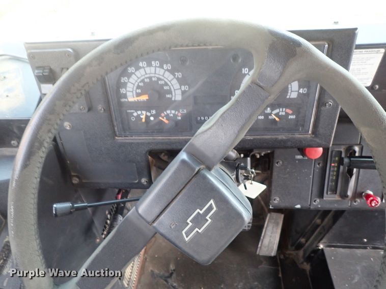 image for item DG3172 1998 Chevrolet Blue Bird school bus