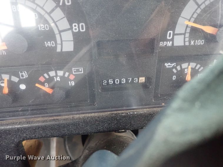 image for item DG3172 1998 Chevrolet Blue Bird school bus