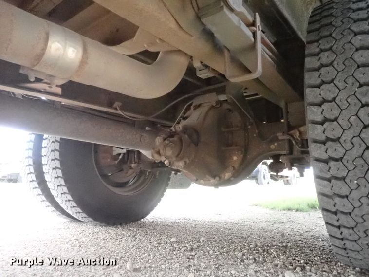 image for item DG3172 1998 Chevrolet Blue Bird school bus