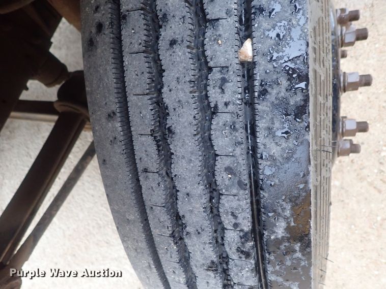 image for item DG3172 1998 Chevrolet Blue Bird school bus