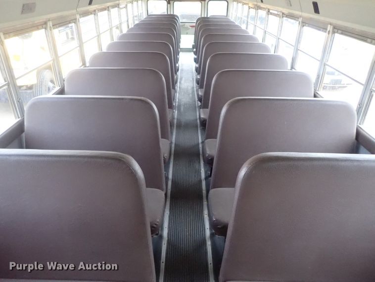 image for item DG3174 2003 International school bus