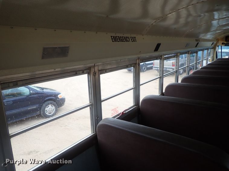 image for item DG3174 2003 International school bus