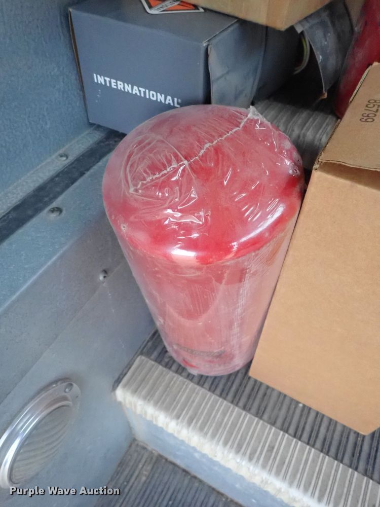 image for item DG3174 2003 International school bus