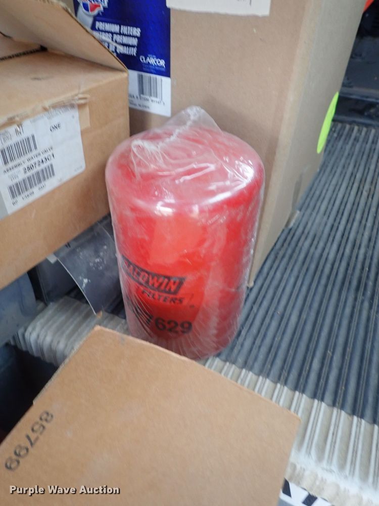 image for item DG3174 2003 International school bus