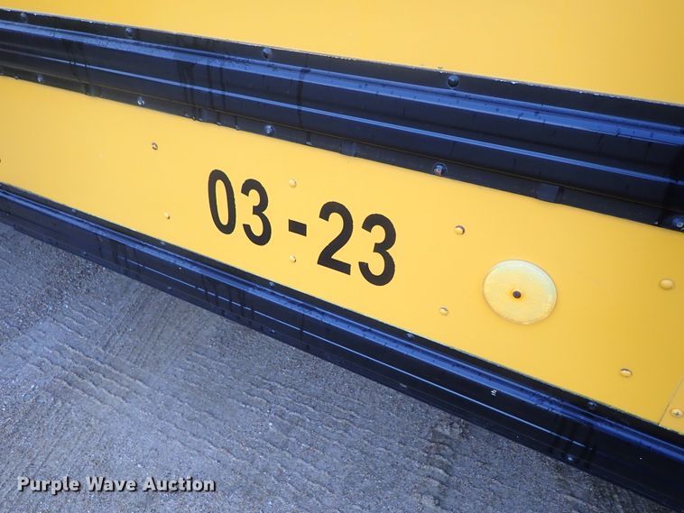 image for item DG3174 2003 International school bus