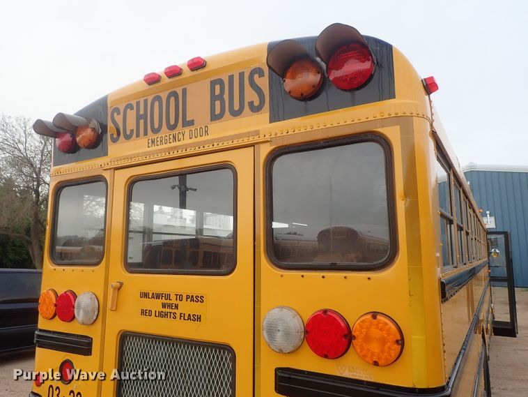 image for item DG3174 2003 International school bus