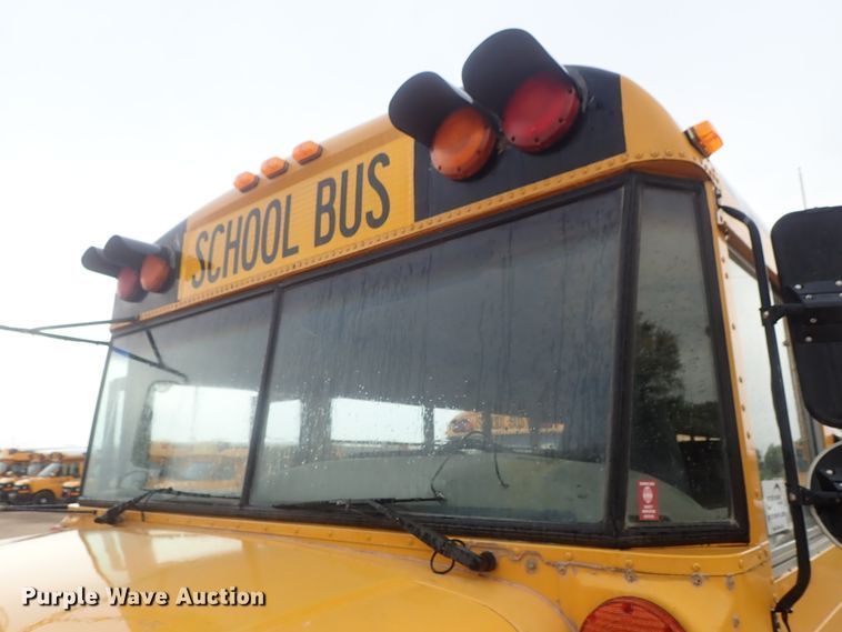 image for item DG3174 2003 International school bus