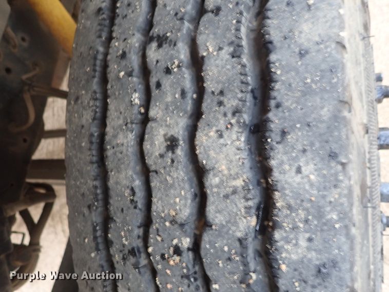 image for item DG3174 2003 International school bus