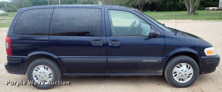 image for item DG3176 2003 Chevrolet Venture  van