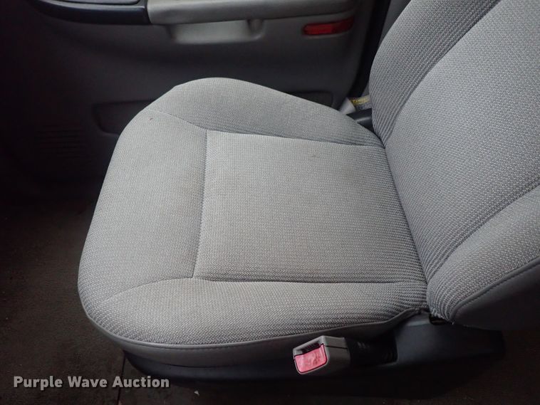 image for item DG3176 2003 Chevrolet Venture  van