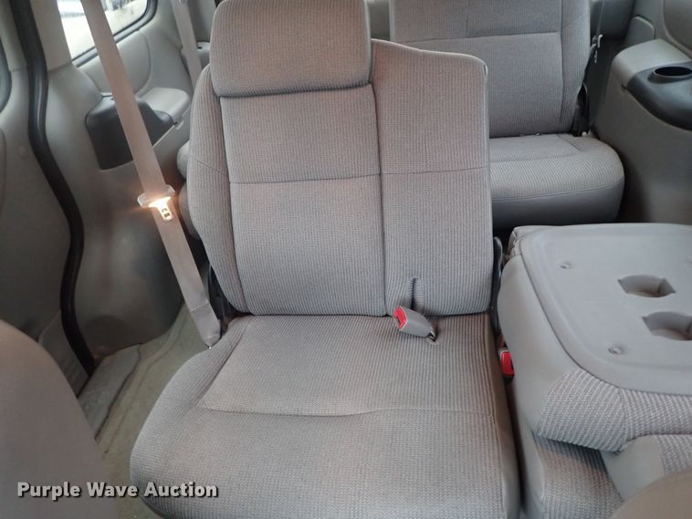 image for item DG3176 2003 Chevrolet Venture  van