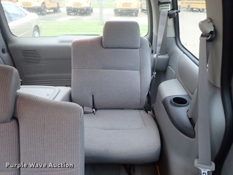 image for item DG3176 2003 Chevrolet Venture  van