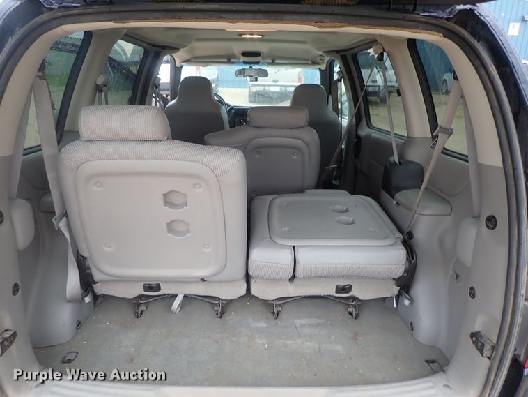 image for item DG3176 2003 Chevrolet Venture  van