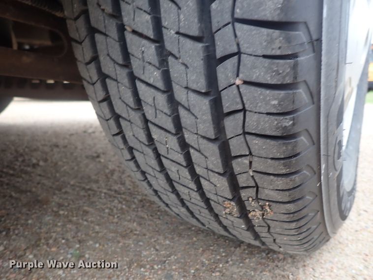 image for item DG3176 2003 Chevrolet Venture  van