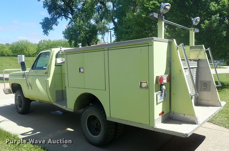 image for item DG3219 1977 Chevrolet Custom Deluxe 30  fire truck