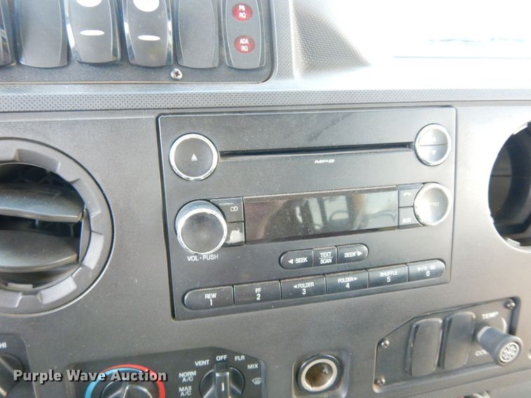 image for item DG6440 2010 Ford Econoline E450 Super Duty Aerotech shuttle bus