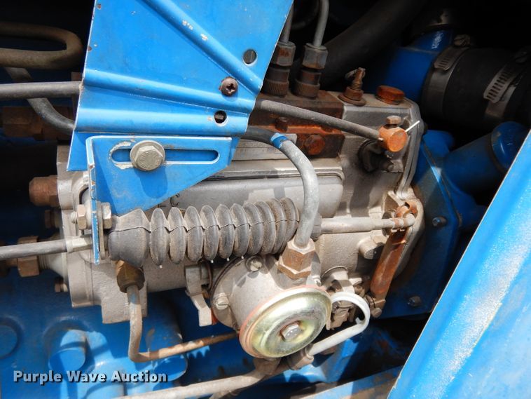 image for item DG6452 1987 Ford TW35 tractor
