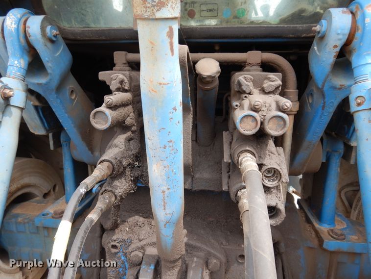 image for item DG6452 1987 Ford TW35 tractor