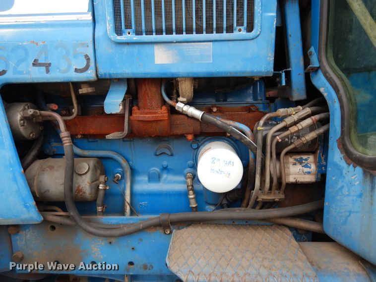 image for item DG6452 1987 Ford TW35 tractor