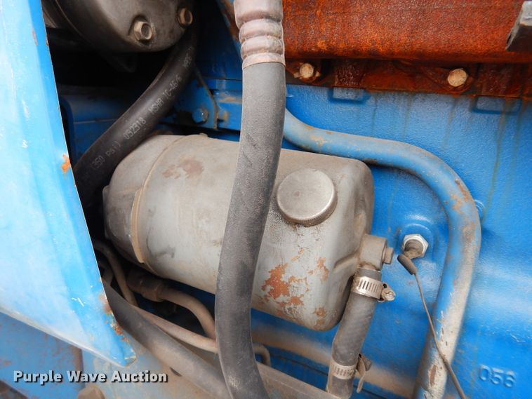 image for item DG6452 1987 Ford TW35 tractor