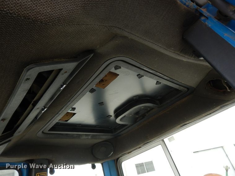 image for item DG6452 1987 Ford TW35 tractor