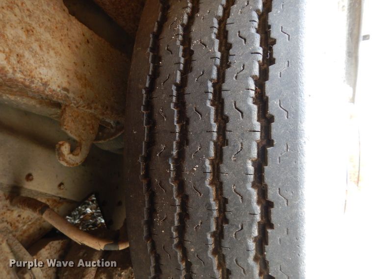 image for item DG6457 1989 MCI MC9 coach bus