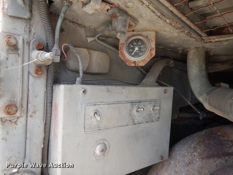 image for item DG6457 1989 MCI MC9 coach bus