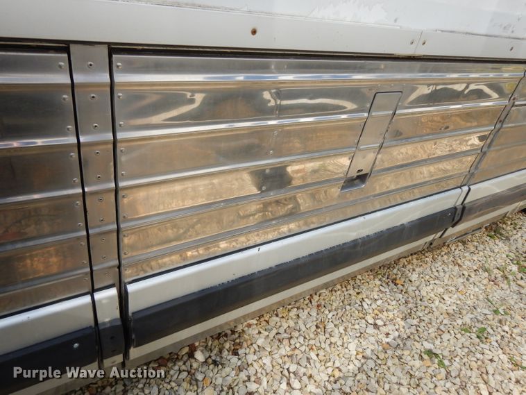 image for item DG6457 1989 MCI MC9 coach bus