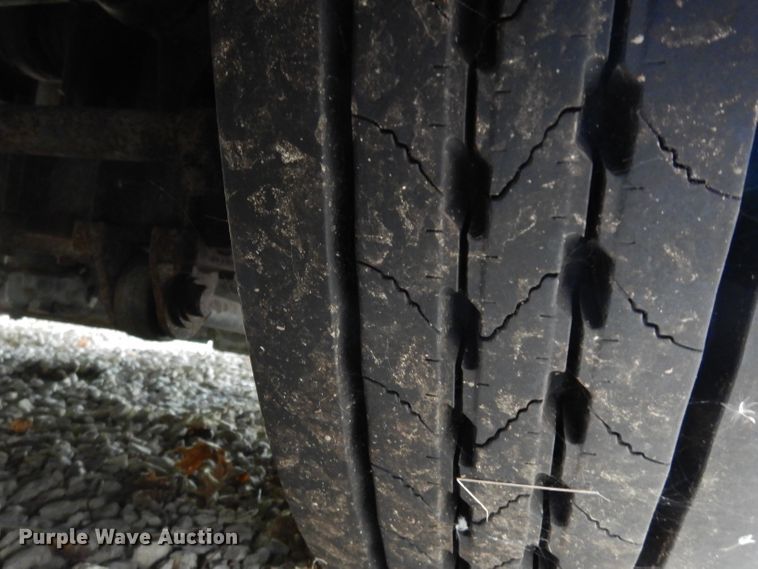 image for item DG6457 1989 MCI MC9 coach bus