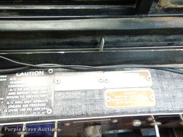 image for item DG6457 1989 MCI MC9 coach bus