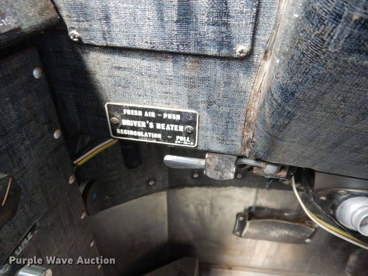 image for item DG6457 1989 MCI MC9 coach bus