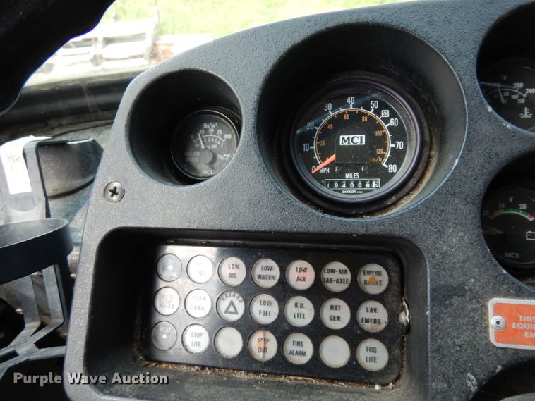 image for item DG6457 1989 MCI MC9 coach bus